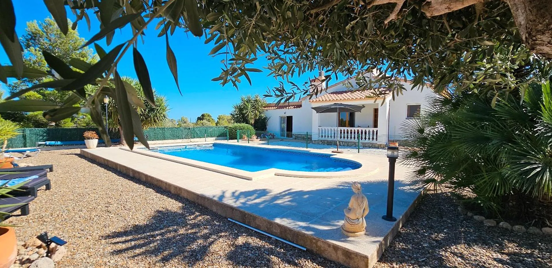Villa Tivissa Avec Piscine Les Tres Cales Holiday home