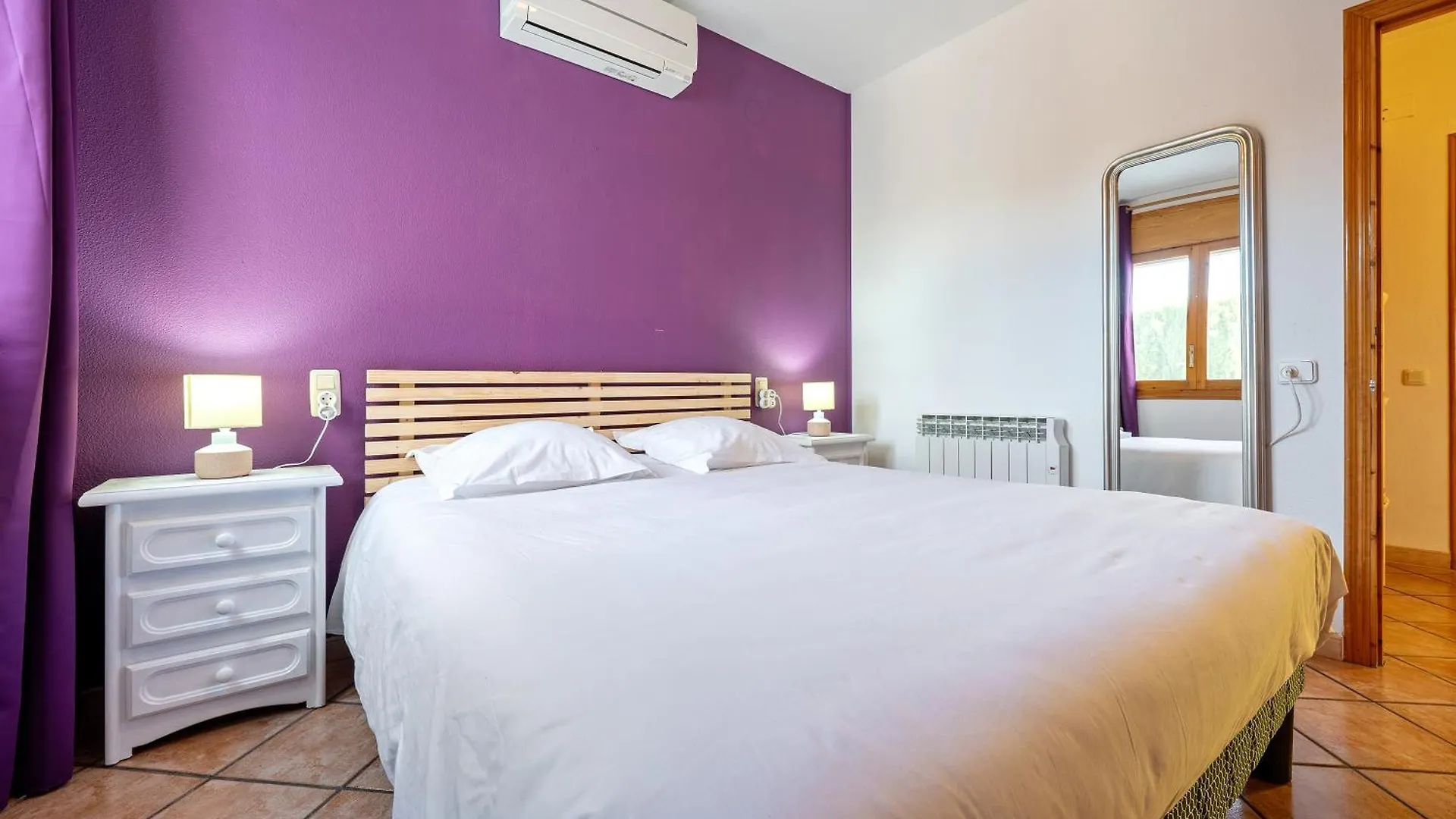 Holiday home Villa Tivissa Avec Piscine Les Tres Cales Spain